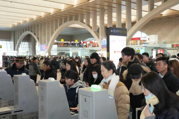 国铁北京局元旦假期共计发送旅客648.1万人次