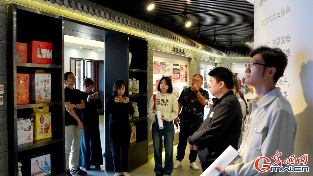 京津冀发展十周年 媒体记者走进天津宝坻