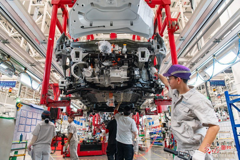 经济光明论丨标志性改革举措逐步落地生效 下半年聚焦关键领域持续攻坚 经济光明论丨标志性改革举措逐步落地生效 下半年聚焦关键领域持续攻坚