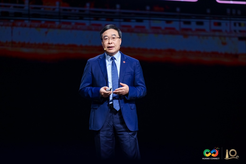 产教融合新范式：上海交大与华为共建世界级AI应用生态圈