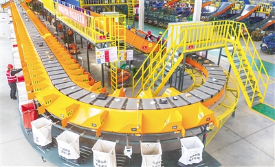 国庆中秋假期全国共处理快递包裹72.31亿件