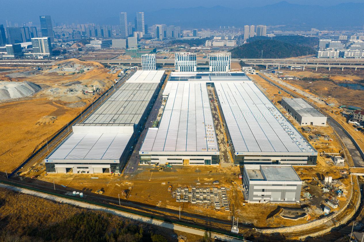 桐庐首个百亿级制造业项目配套110千伏变电站顺利投产