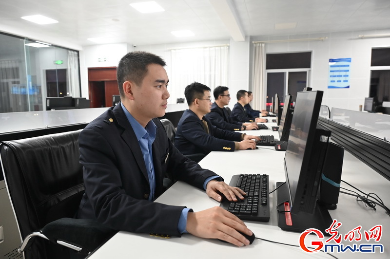 新春走基层丨火眼金睛查找故障 “CT医生”护航春运安全