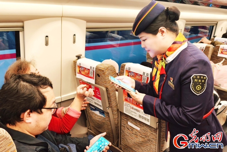 2026春运进行时丨铁轨映初心:记三位女车长的春运守护 2026春运进行时丨铁轨映初心:记三位女车长的春运守护