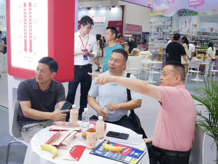 中国易货亮相杭州电商新渠道博览会 以新型易货助力企业增量增效